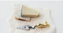 Load image into Gallery viewer, Cheese Knife w/ Cheese Shaped Blade &amp; Mouse Shaped Handle