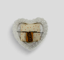 Load image into Gallery viewer, Heart Bread Basket with Heart Towel